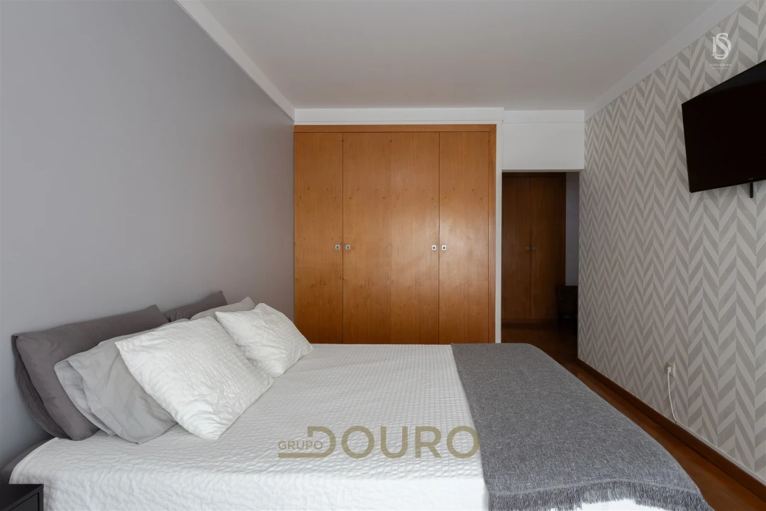 Apartamento T2 para Venda em Moreira Foto 12