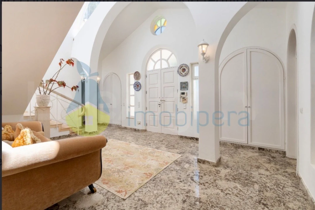 Moradia T6 para Venda em Alvor Foto 6
