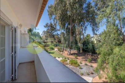 Moradia T6 para Venda em Alvor