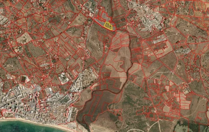 Armazém para Venda em Armação de Pera