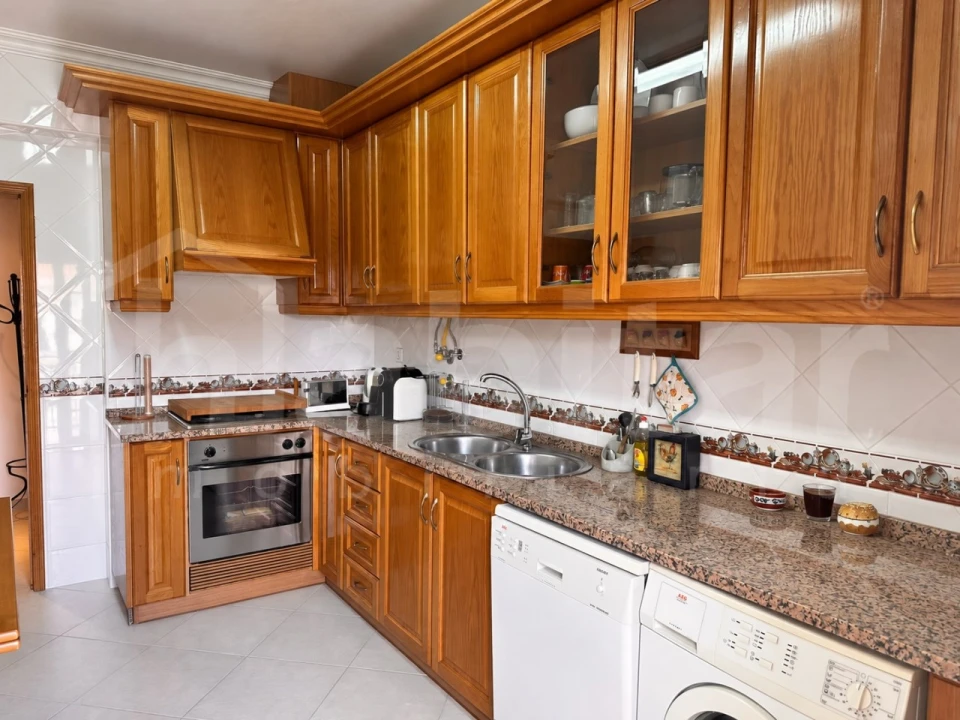 Apartamento T3 para Venda em Benavente Foto 1