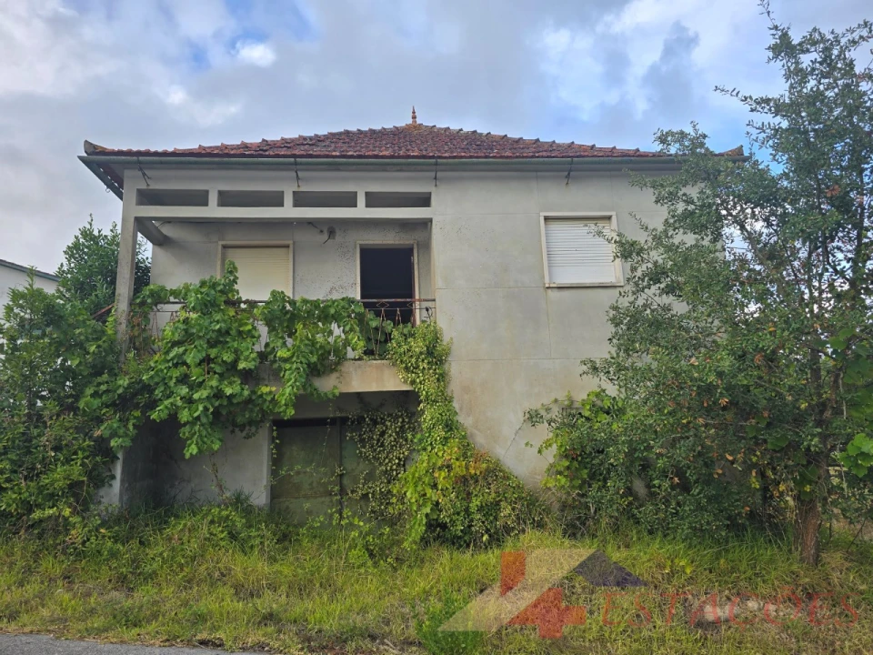 Moradia T4 para Venda em Pombal Foto 1