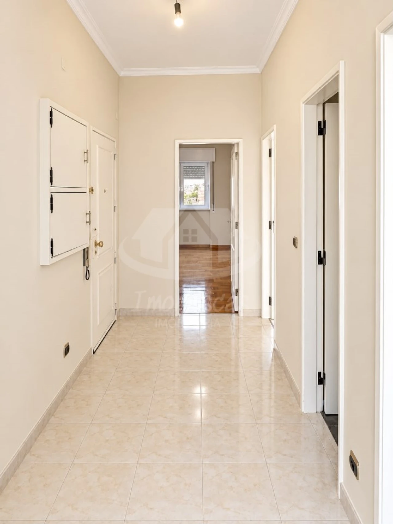 Apartamento T3 para Venda em Santa Iria de Azoia, São João da Talha e Bobadela Foto 2