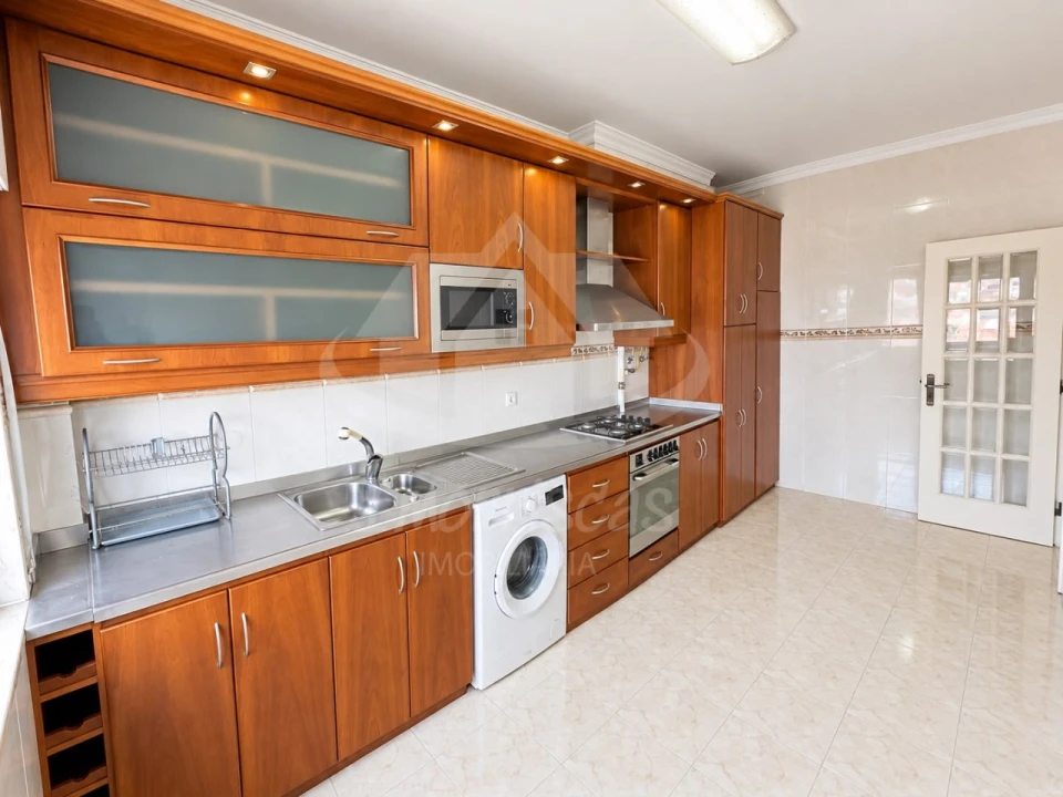 Apartamento T3 para Venda em Santa Iria de Azoia, São João da Talha e Bobadela Foto 10