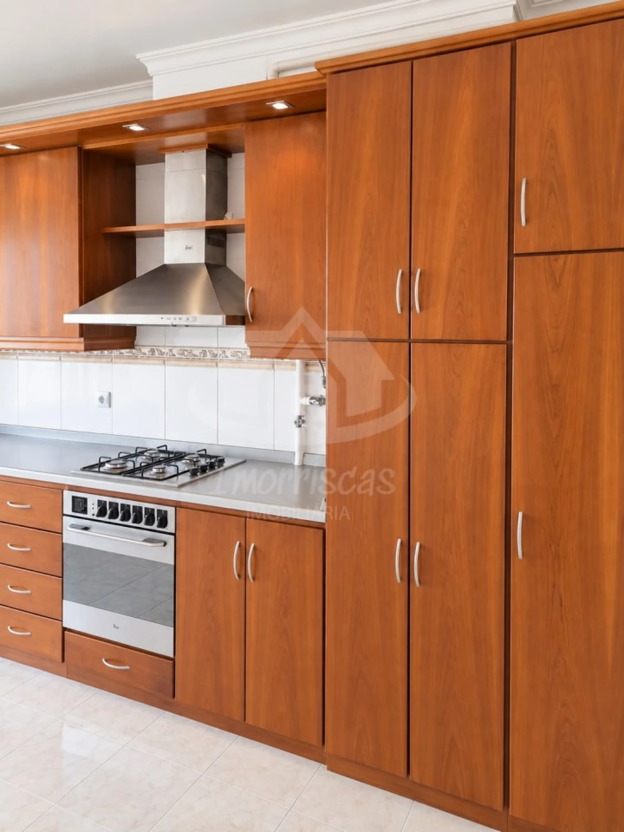 Apartamento T3 para Venda em Santa Iria de Azoia, São João da Talha e Bobadela Foto 11