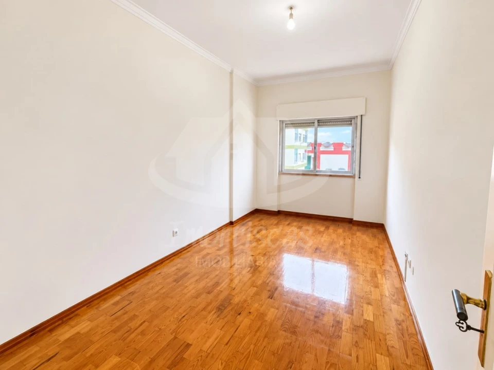 Apartamento T3 para Venda em Santa Iria de Azoia, São João da Talha e Bobadela Foto 29