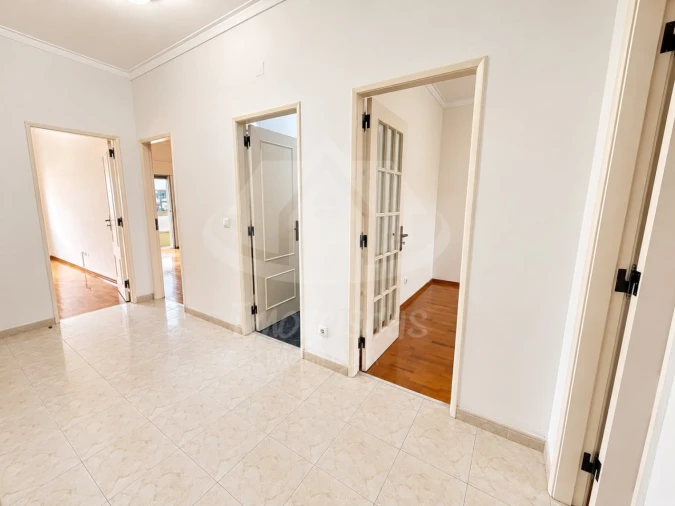 Apartamento T3 para Venda em Santa Iria de Azoia, São João da Talha e Bobadela Foto 4