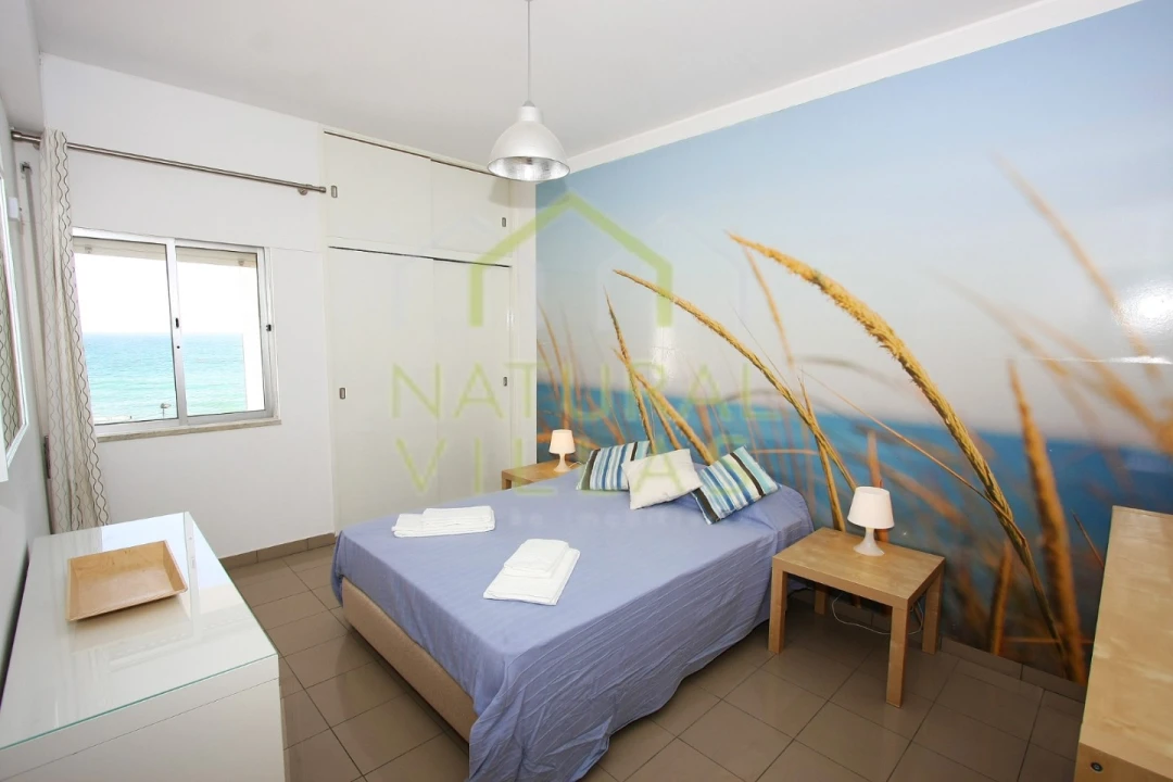 Apartamento T1 para Arrendamento em Quarteira Foto 6