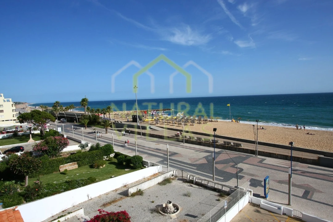 Apartamento T1 para Arrendamento em Quarteira Foto 1