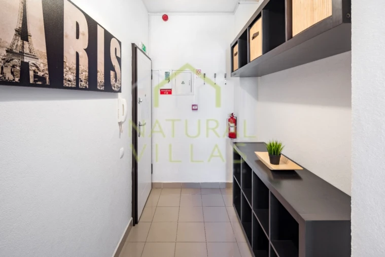 Apartamento T1 para Arrendamento em Quarteira Foto 9