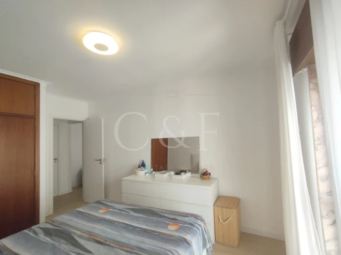 Apartamento T2 para Venda em Rio de Mouro Foto 13