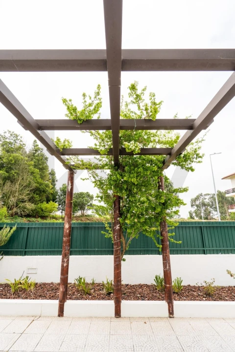 Moradia T4 para Venda em Santa Joana