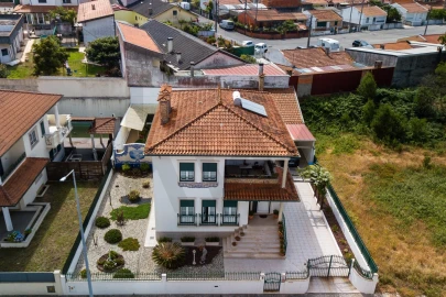 Moradia T4 para Venda em Santa Joana