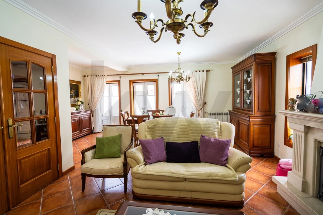 Moradia T4 para Venda em Santa Joana Foto 3
