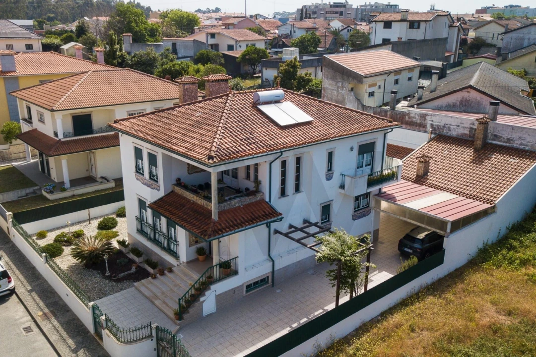 Moradia T4 para Venda em Santa Joana Foto 1