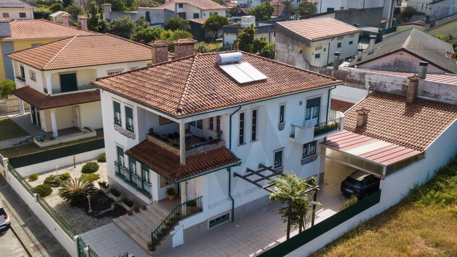 Moradia T4 para Venda em Santa Joana