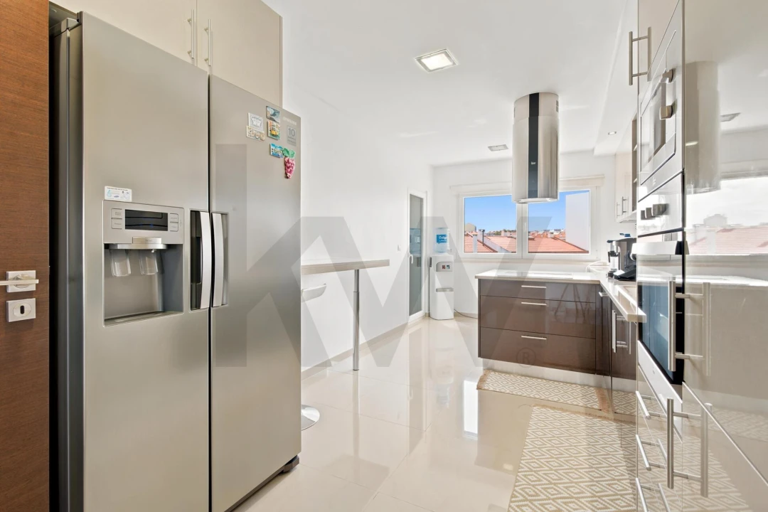 Apartamento T3 para Venda em Amora Foto 10