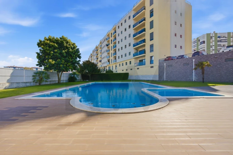 Apartamento T3 para Venda em Amora Foto 39