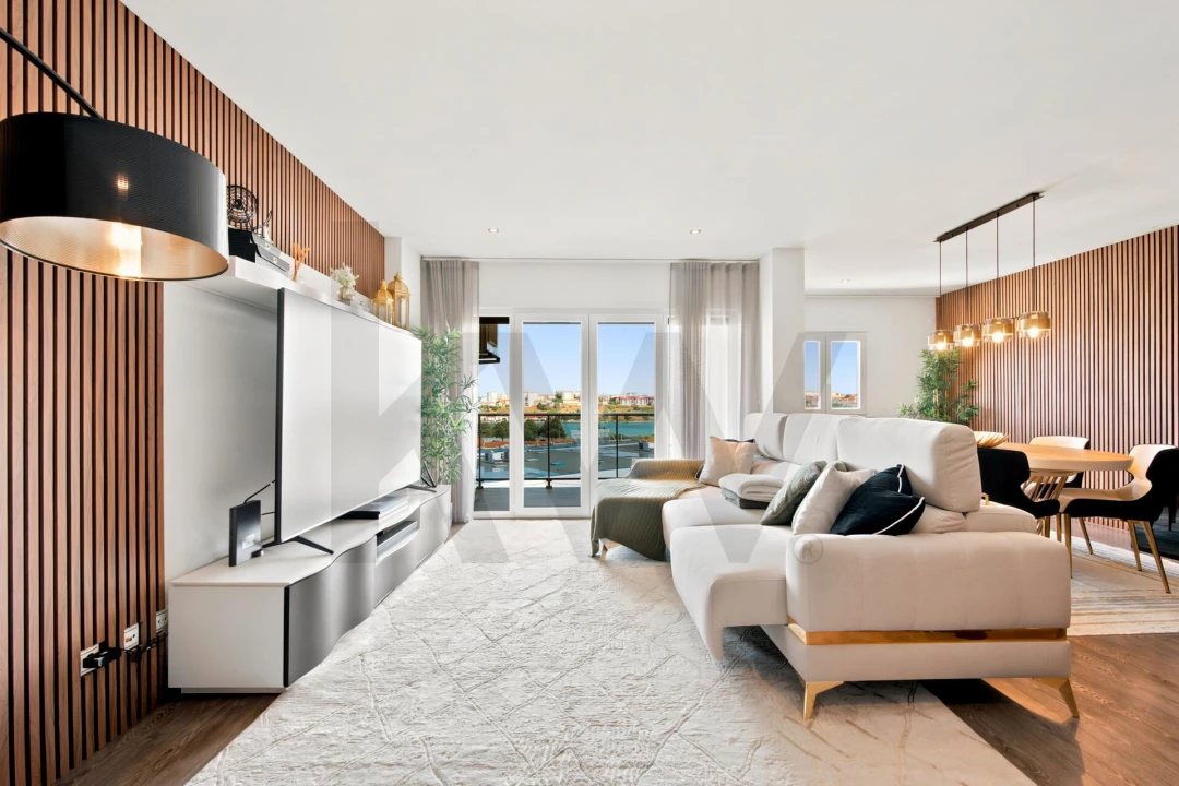 Apartamento T3 para Venda em Amora Foto 3