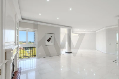 Apartamento T3 para Arrendamento em Cascais e Estoril