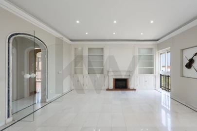Apartamento T3 para Arrendamento em Cascais e Estoril