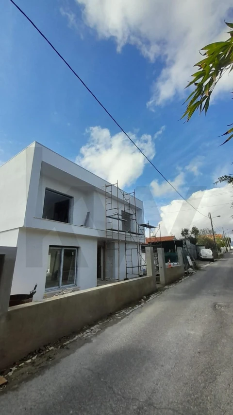 Moradia T4 para Venda em Alcabideche