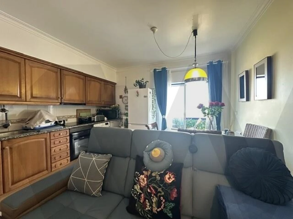 Apartamento T1 para Venda em Ericeira Foto 4