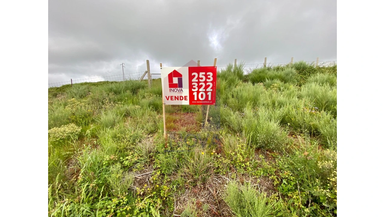 Terreno para Venda em Cibões e Brufe Foto 1