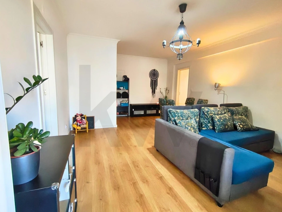 Apartamento T2 para Venda em Águas Livres Foto 1