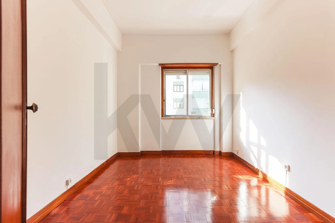 Apartamento T2 para Arrendamento em São Domingos de Benfica Foto 17