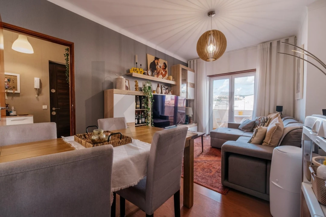 Apartamento T3 para Venda em Santo Antonio dos Olivais Foto 8