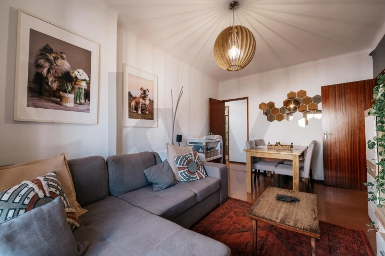 Apartamento T3 para Venda em Santo Antonio dos Olivais Foto 6