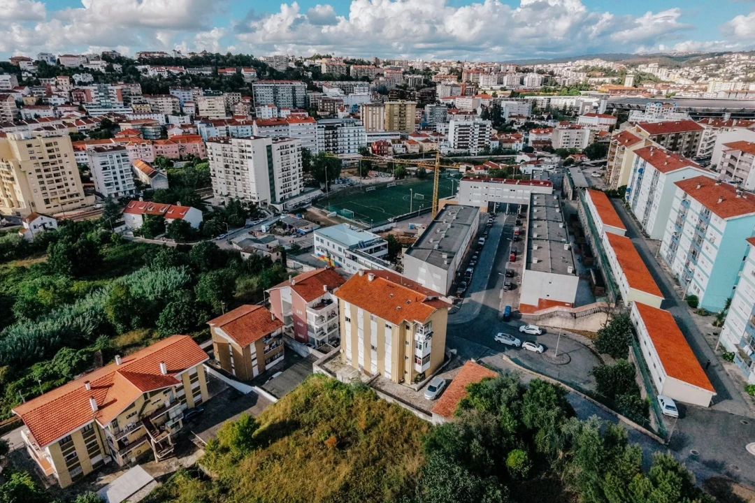 Apartamento T3 para Venda em Santo Antonio dos Olivais Foto 29