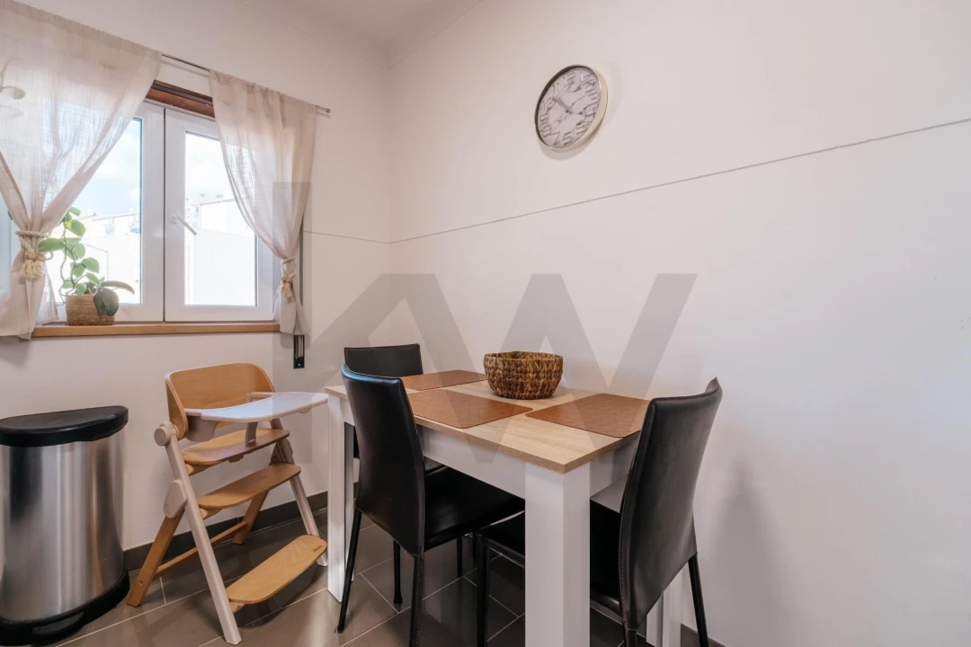 Apartamento T3 para Venda em Santo Antonio dos Olivais Foto 21
