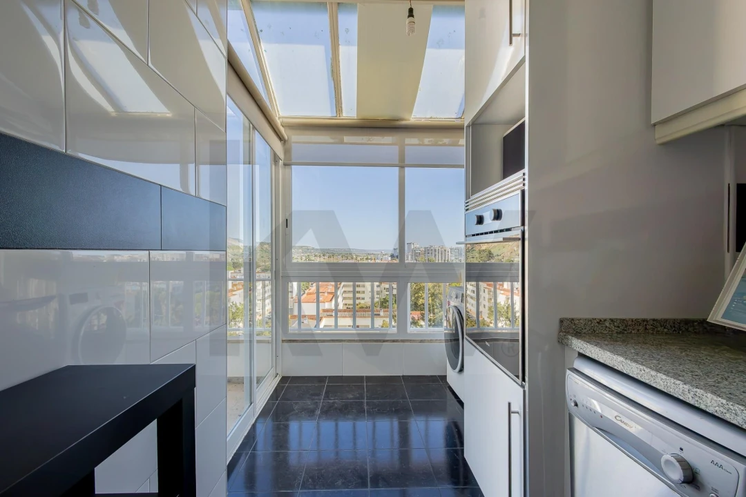 Apartamento T2 para Arrendamento em Costa da Caparica Foto 14