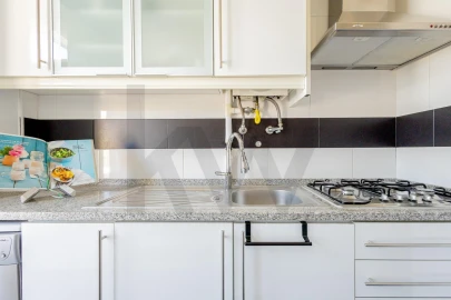 Apartamento T2 para Arrendamento em Costa da Caparica
