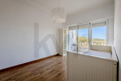 Apartamento T2 para Arrendamento em Costa da Caparica