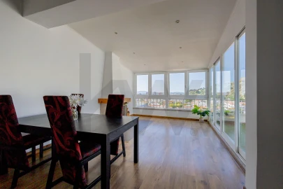 Apartamento T2 para Arrendamento em Costa da Caparica