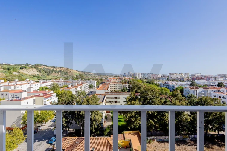Apartamento T2 para Arrendamento em Costa da Caparica Foto 17