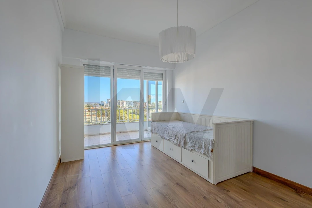 Apartamento T2 para Arrendamento em Costa da Caparica Foto 19