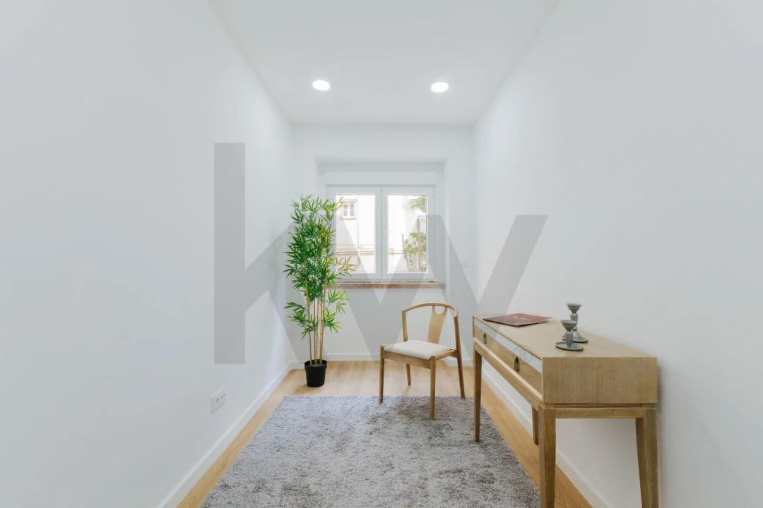 Apartamento T3 para Venda em Campolide Foto 19