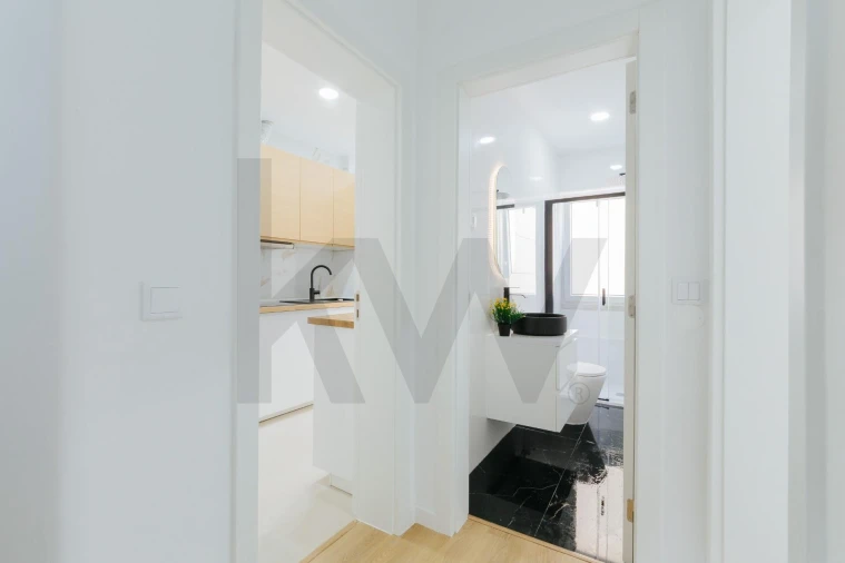 Apartamento T3 para Venda em Campolide Foto 20