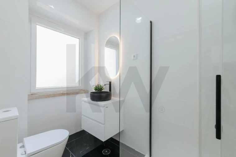 Apartamento T3 para Venda em Campolide Foto 17
