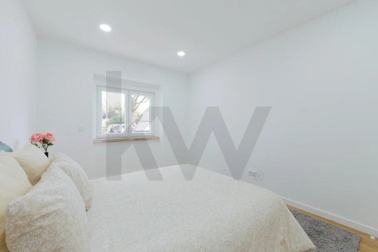 Apartamento T3 para Venda em Campolide Foto 11