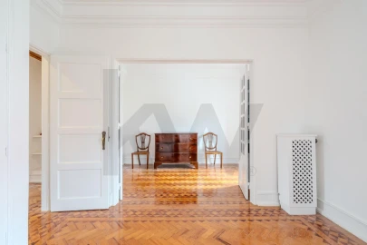 Apartamento T6 para Venda em Areeiro