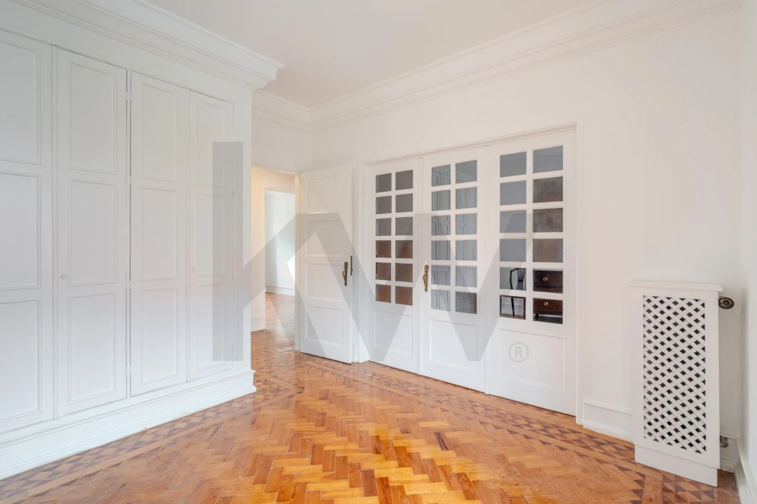 Apartamento T6 para Venda em Areeiro Foto 41