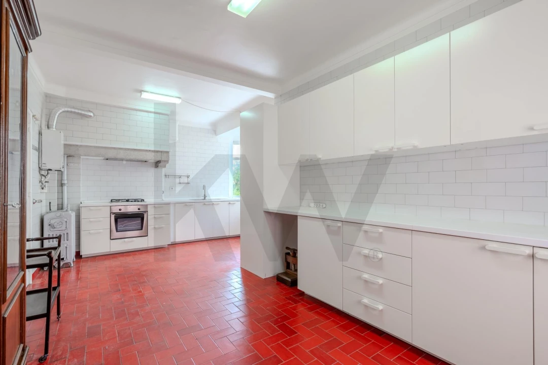 Apartamento T6 para Venda em Areeiro Foto 13