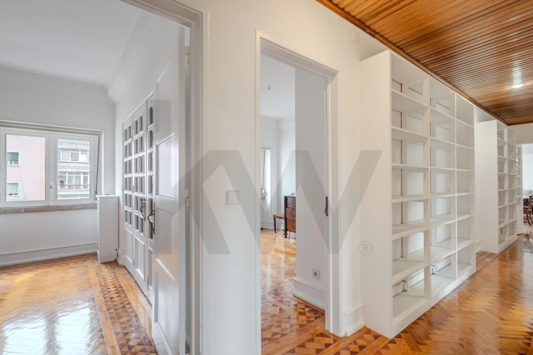 Apartamento T6 para Venda em Areeiro Foto 43