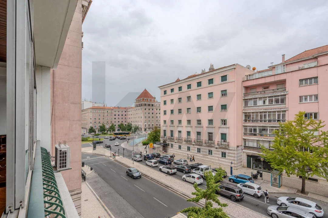 Apartamento T6 para Venda em Areeiro Foto 46