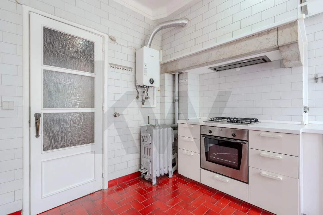 Apartamento T6 para Venda em Areeiro Foto 14